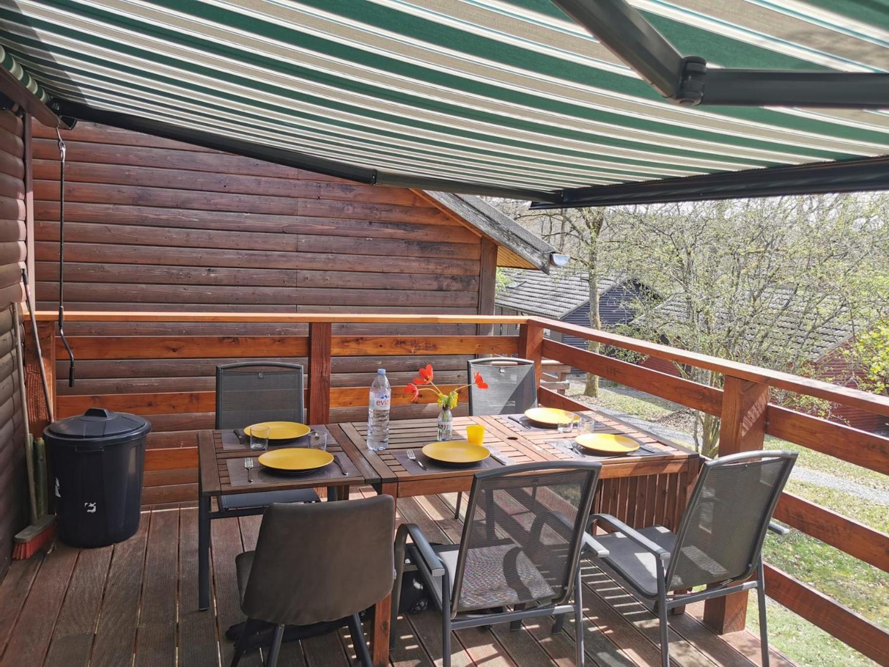 Heureux Chalet Somme-Leuze